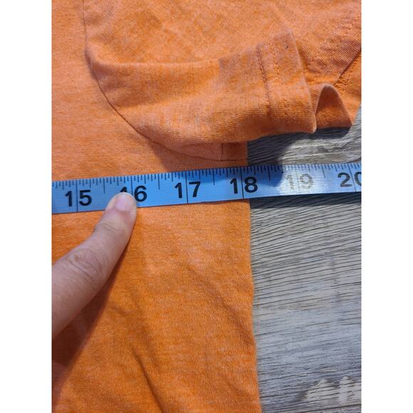 Gildan softstyle small women's orange Sass n Bass" tee - Picture 6 of 7